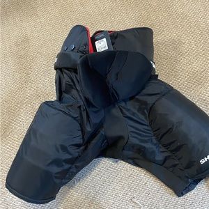 NWT black mens hockey pants, size large